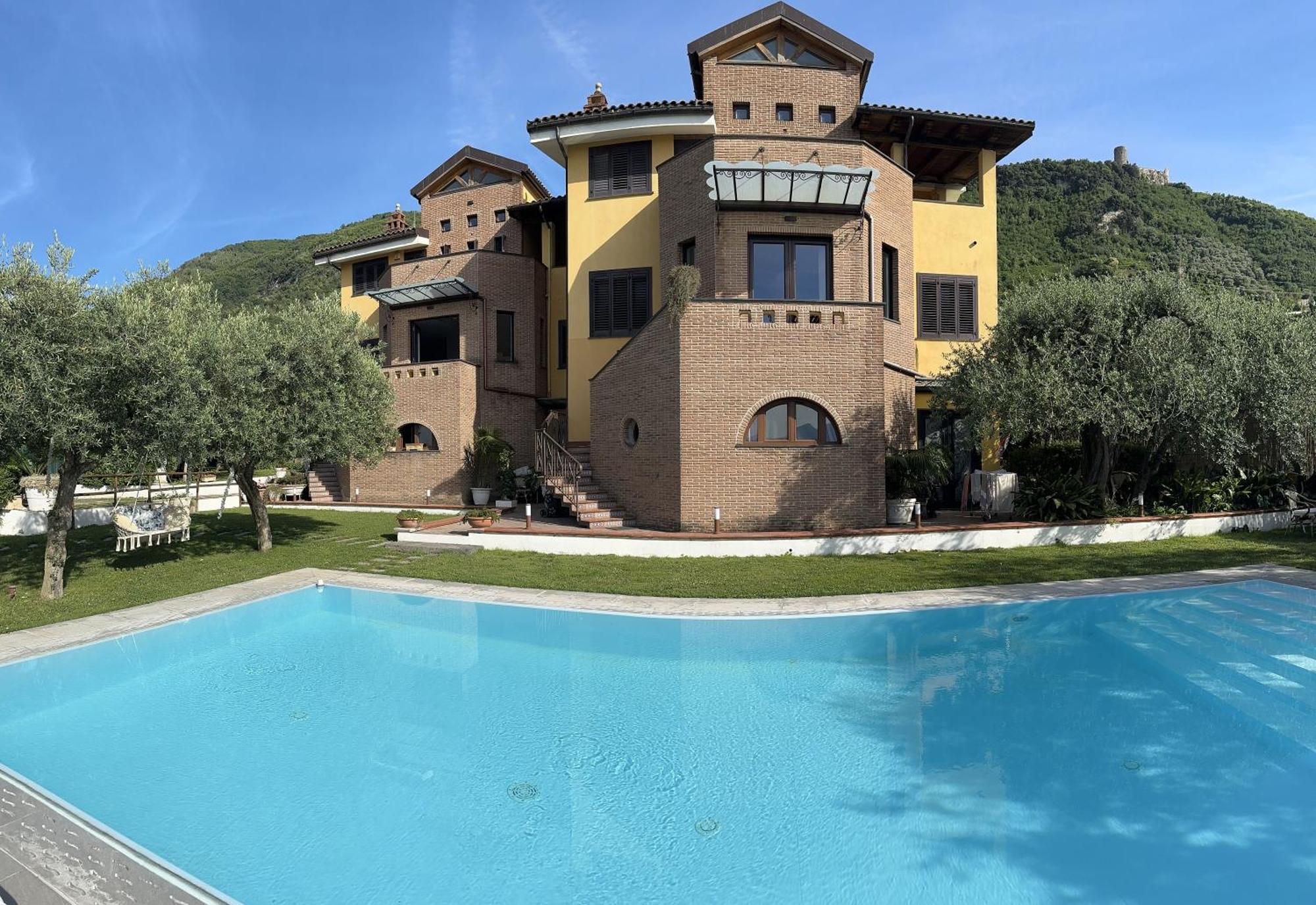 Villa C Luxury Estate SantʼAntonio Abate Екстериор снимка