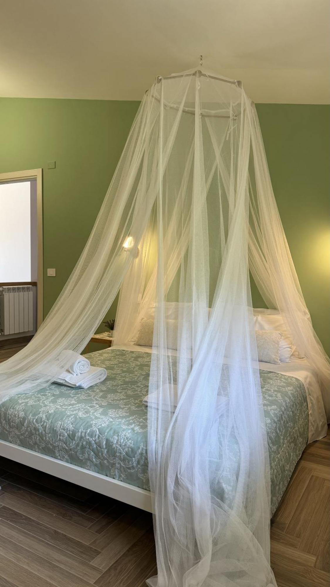 Villa C Luxury Estate SantʼAntonio Abate Стая снимка