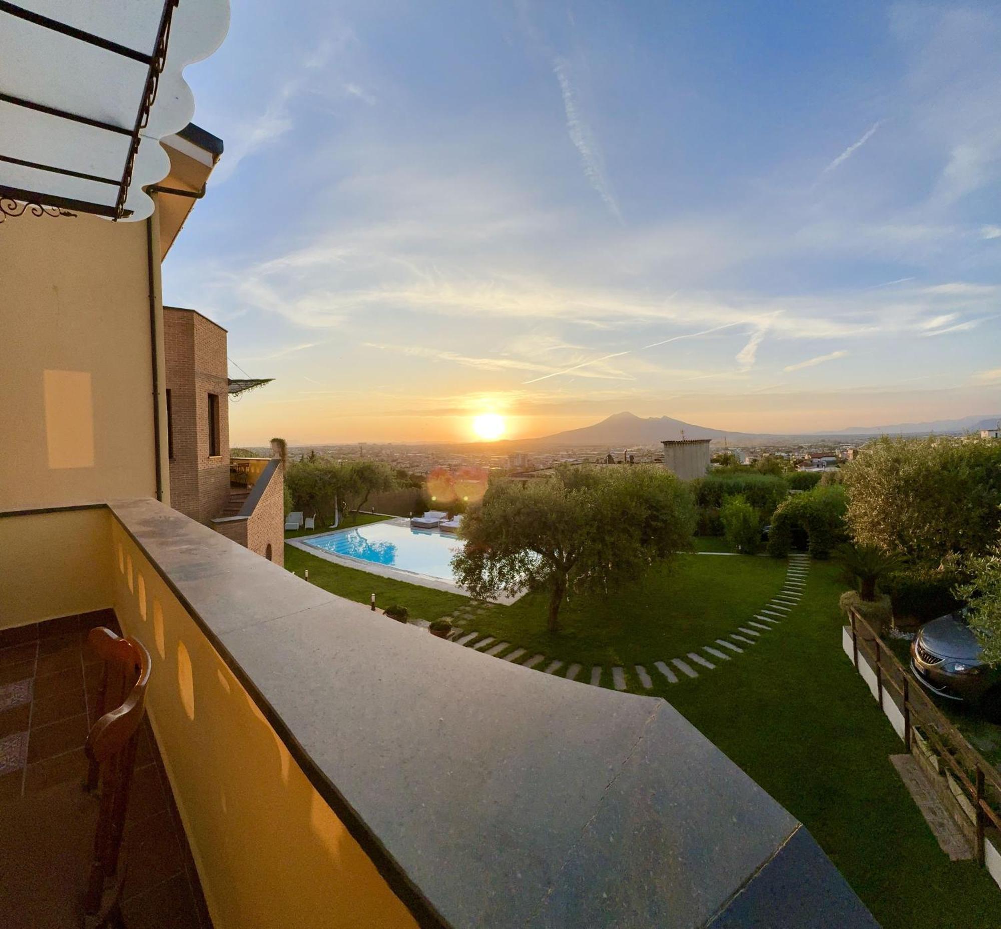 Villa C Luxury Estate SantʼAntonio Abate Екстериор снимка