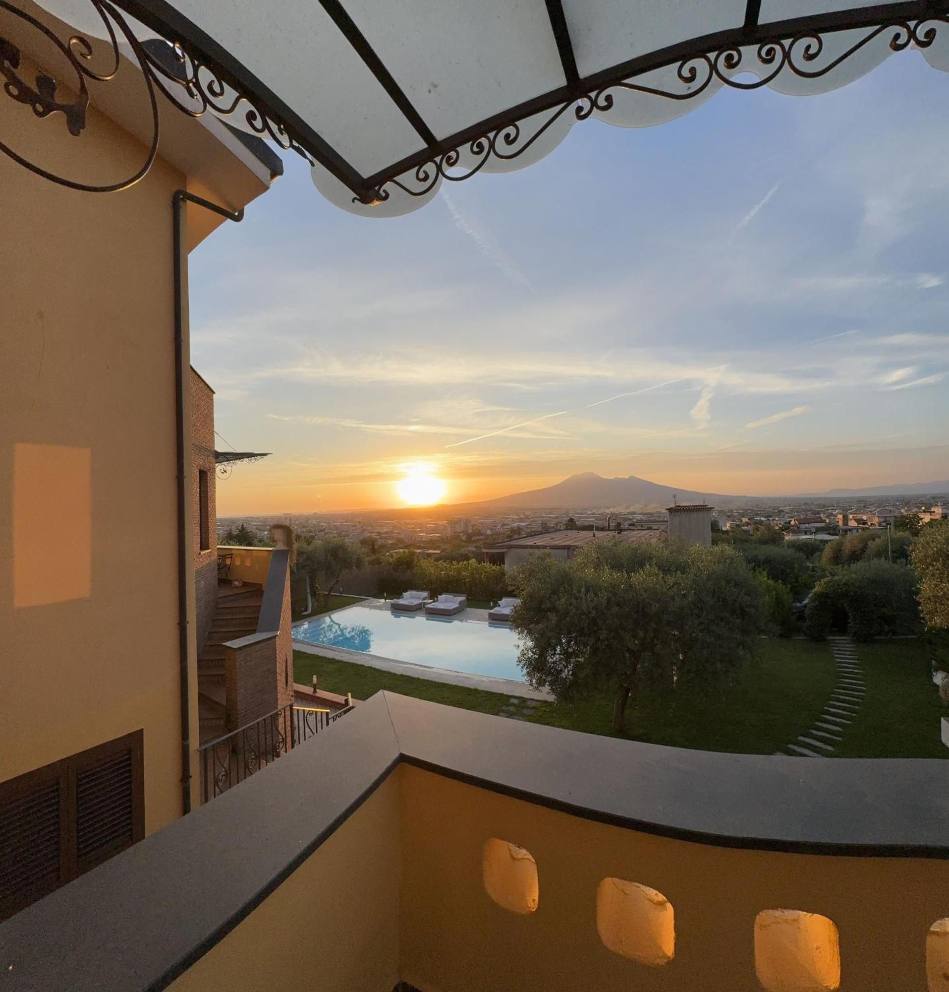 Villa C Luxury Estate SantʼAntonio Abate Екстериор снимка