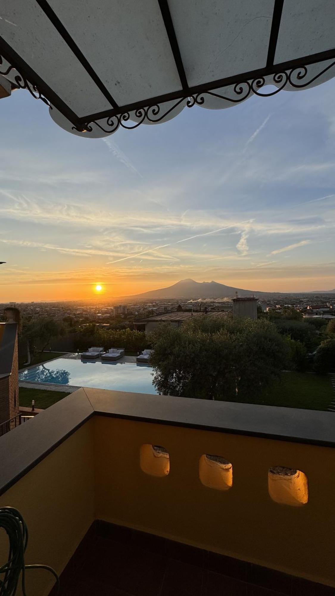 Villa C Luxury Estate SantʼAntonio Abate Екстериор снимка
