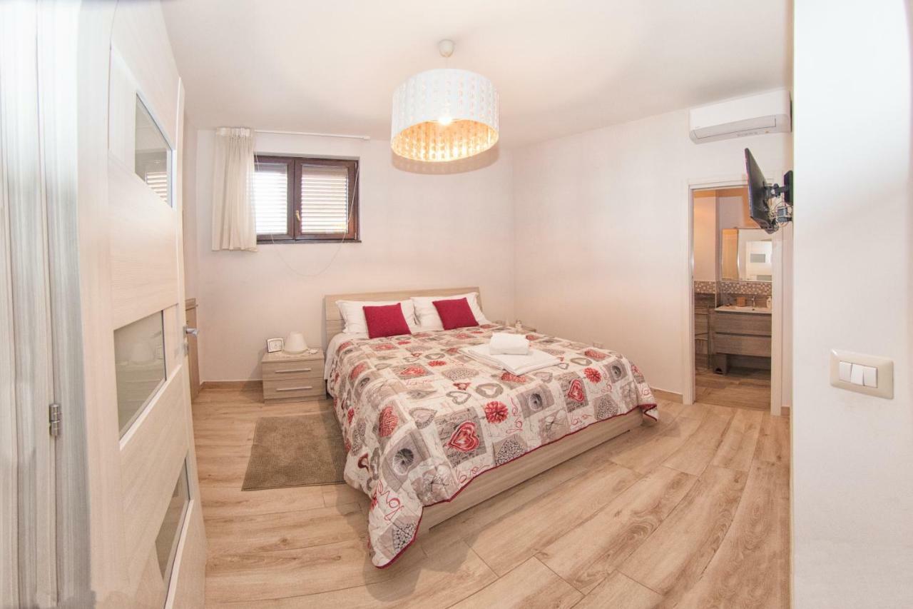 Villa C Luxury Estate SantʼAntonio Abate Екстериор снимка