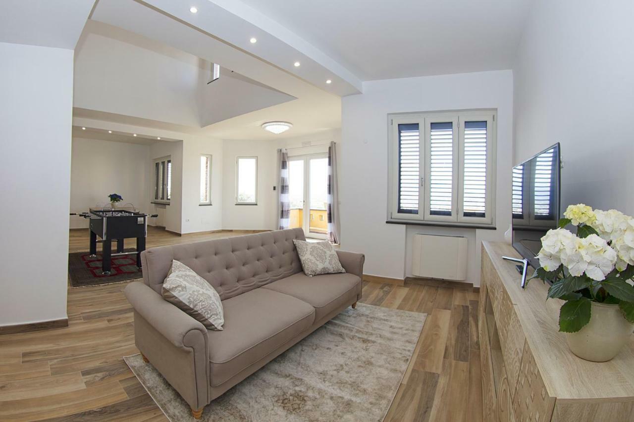 Villa C Luxury Estate SantʼAntonio Abate Екстериор снимка